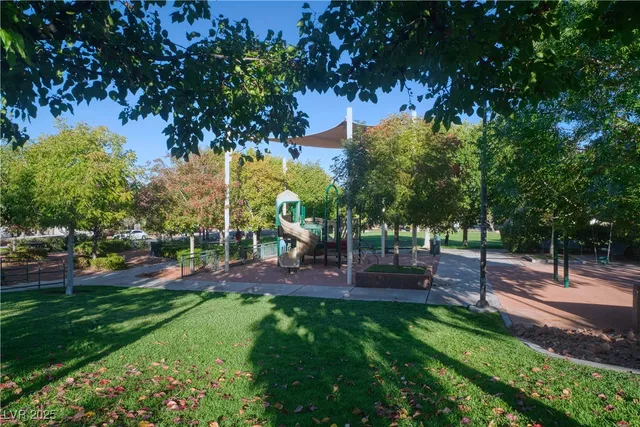 $395,000 | 11422 Belmont Lake Drive, Unit 104, Las Vegas, NV 89135