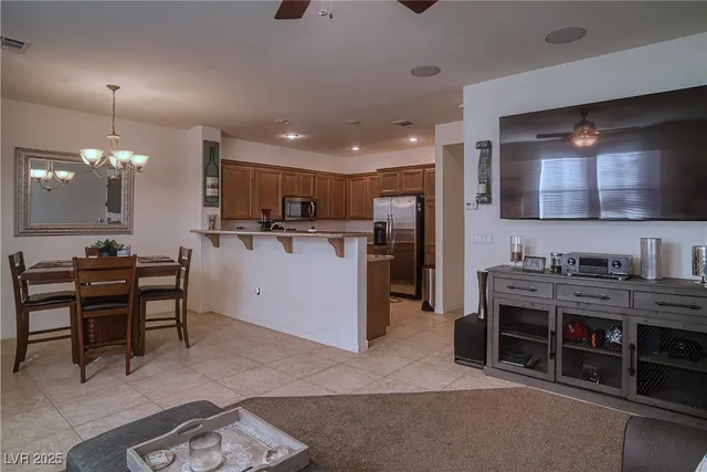 $395,000 | 11422 Belmont Lake Drive, Unit 104, Las Vegas, NV 89135