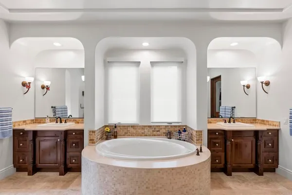 $2,195,000 | 4229 Bridlewood Road, Fallbrook, CA 92028