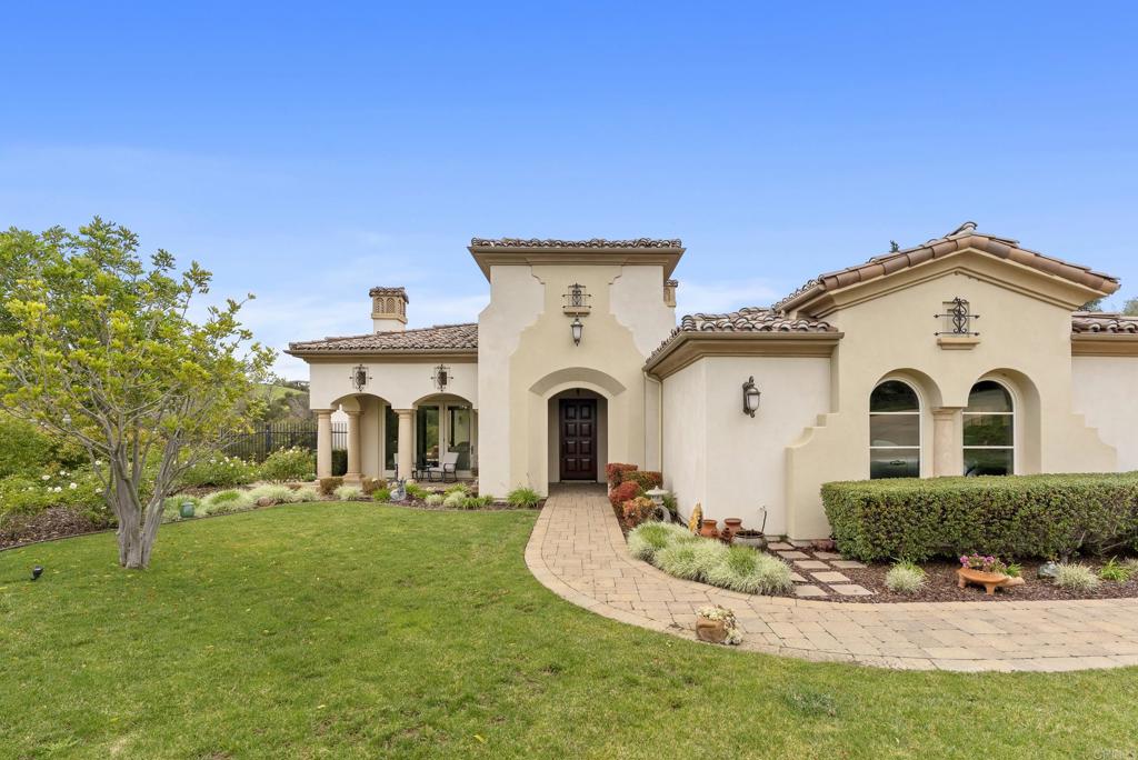 4229 Bridlewood Road Fallbrook, CA 92028 - Photo 7 of 51 Exterior Front