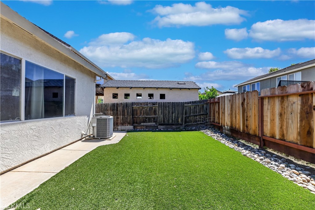 860 Sandstone Way Atwater, CA 95301 - Photo 44 of 47