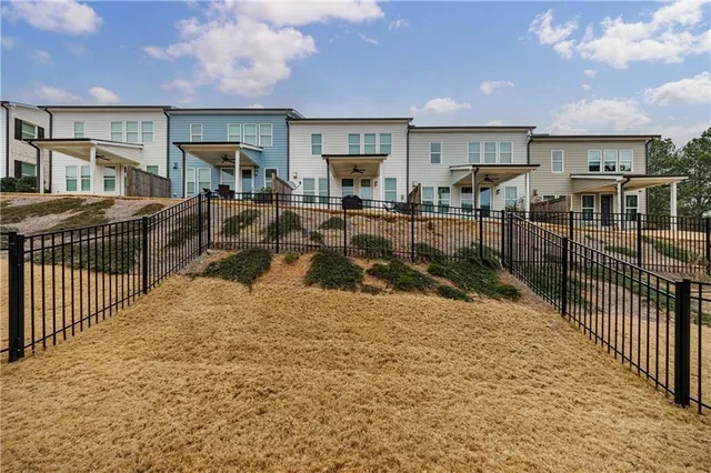 $572,500 | 6155 Sweetbay Lane, Alpharetta, GA 30004