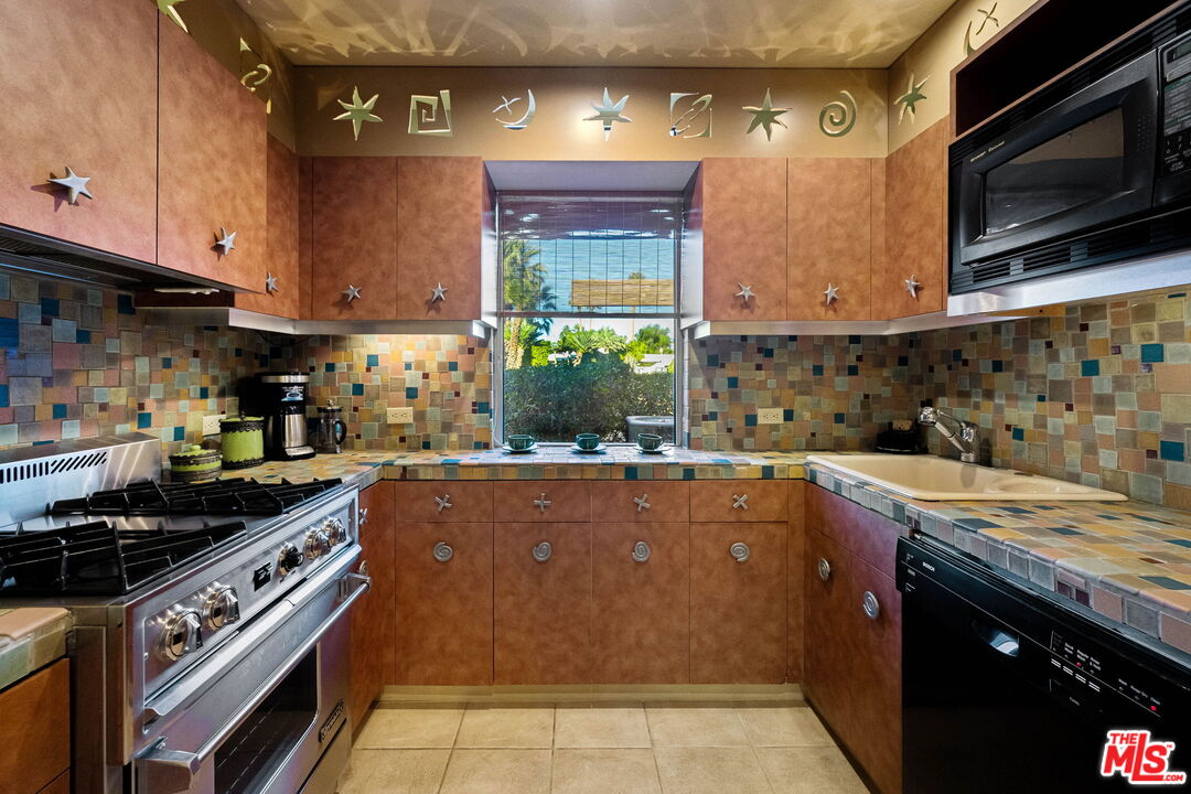 71111 Tamarisk Lane Rancho Mirage, CA 92270 - Photo 32 of 44