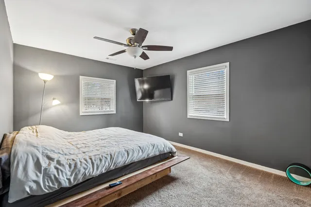 $389,900 | 2113 Highwood Road, McHenry, IL 60051