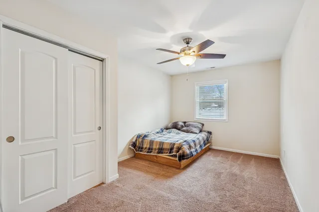 $389,900 | 2113 Highwood Road, McHenry, IL 60051