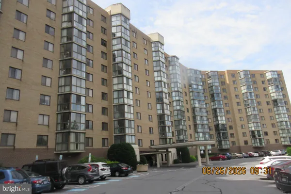 $188,000 | 3310 North Leisure World Boulevard, Unit 1086, Silver Spring, MD 20906