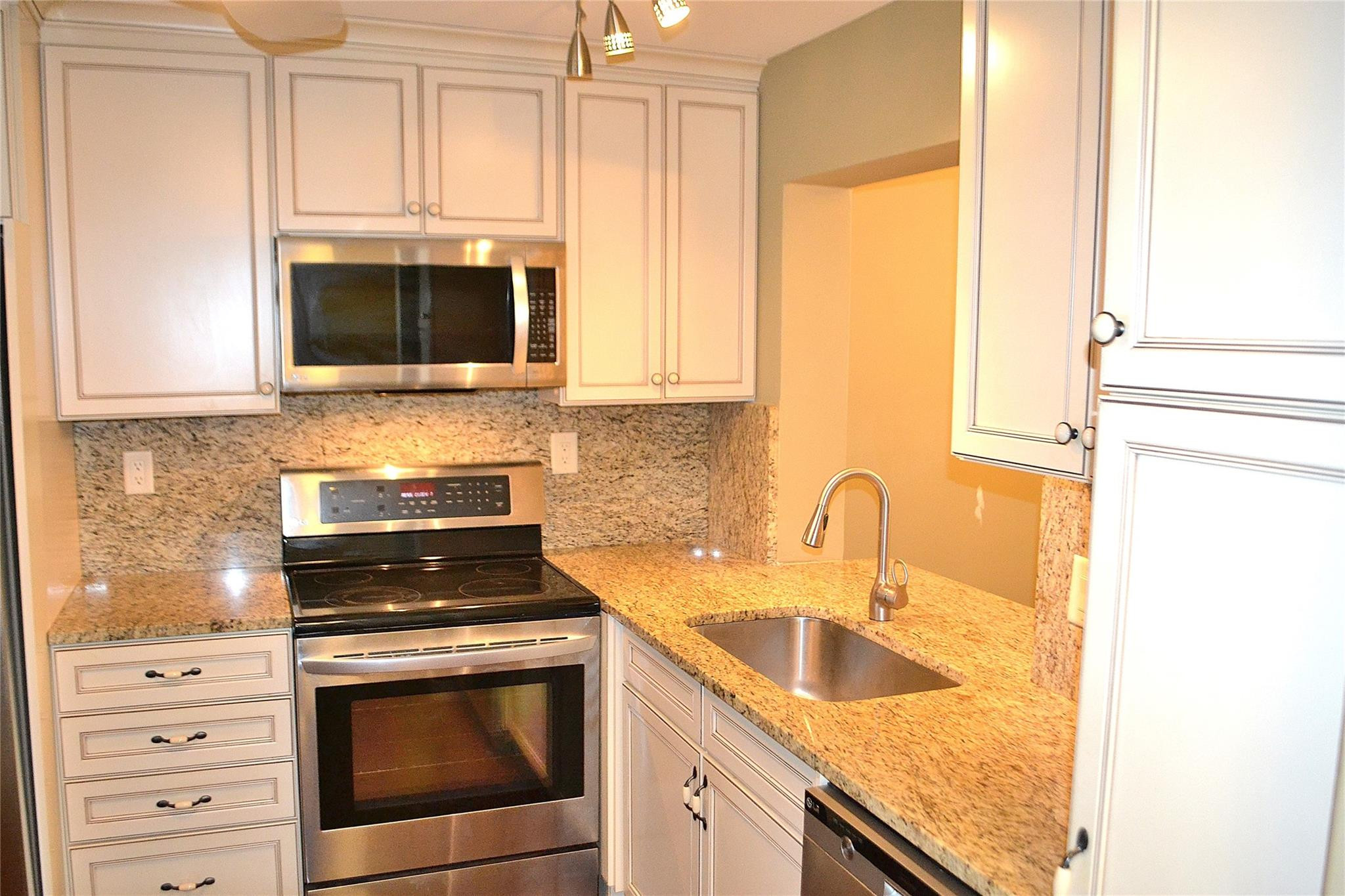 8150 West McNab Road, Unit 210 Tamarac, FL 33321 - Photo 4 of 20 Photo 4