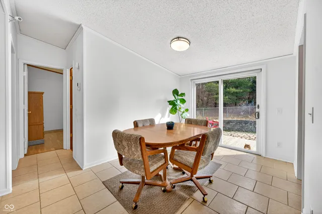 $360,000 | 5824 Poplar Grove Road, Columbus, IN 47201