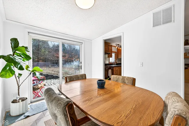 $360,000 | 5824 Poplar Grove Road, Columbus, IN 47201