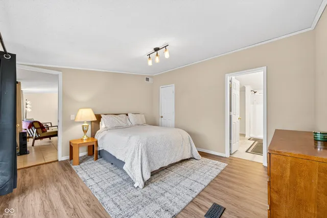 $360,000 | 5824 Poplar Grove Road, Columbus, IN 47201