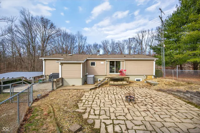 $360,000 | 5824 Poplar Grove Road, Columbus, IN 47201