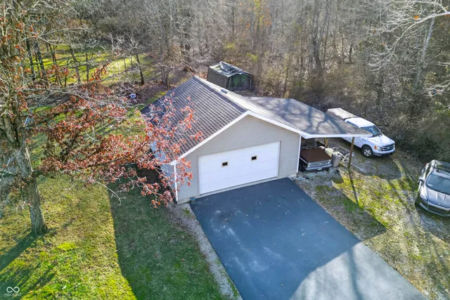 $360,000 | 5824 Poplar Grove Road, Columbus, IN 47201