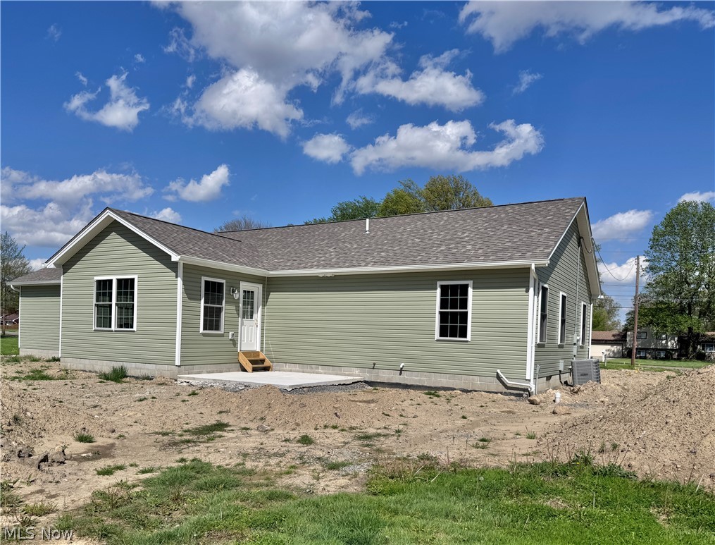406 South Raccoon Road Youngstown, OH 44515 - Photo 4 of 27