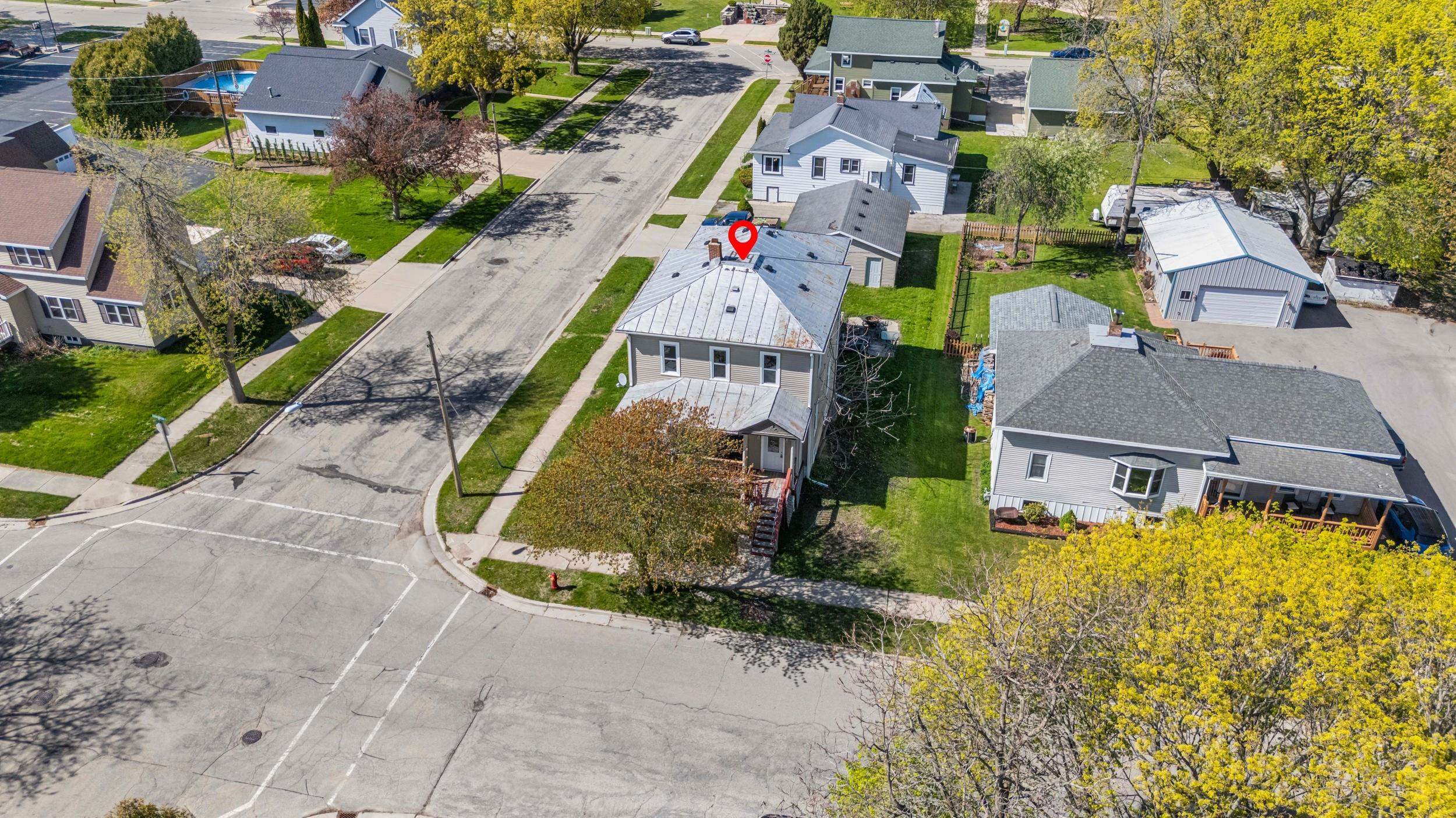303 Congress Street Oconto, WI 54153 - Photo 36 of 46