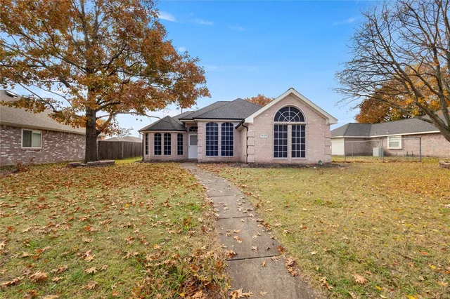 $1,800 | 1308 London Drive, Wylie, TX 75098