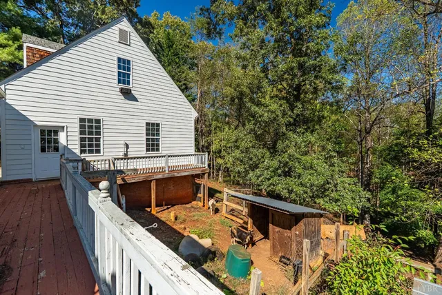 $900,000 | 207 Fox Runn Drive, Lynchburg, VA 24503