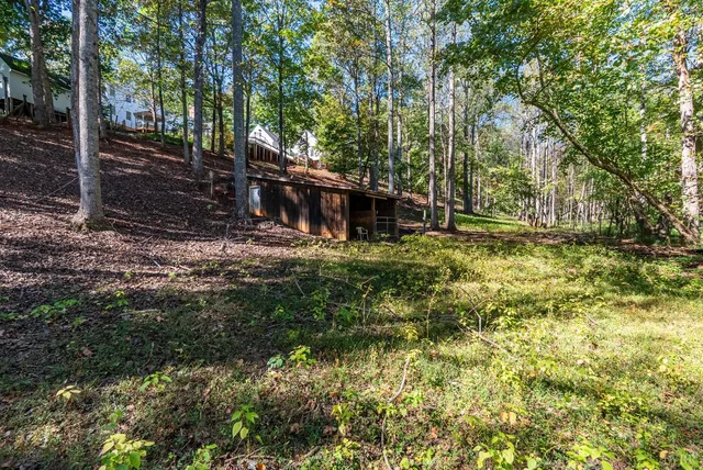 $900,000 | 207 Fox Runn Drive, Lynchburg, VA 24503