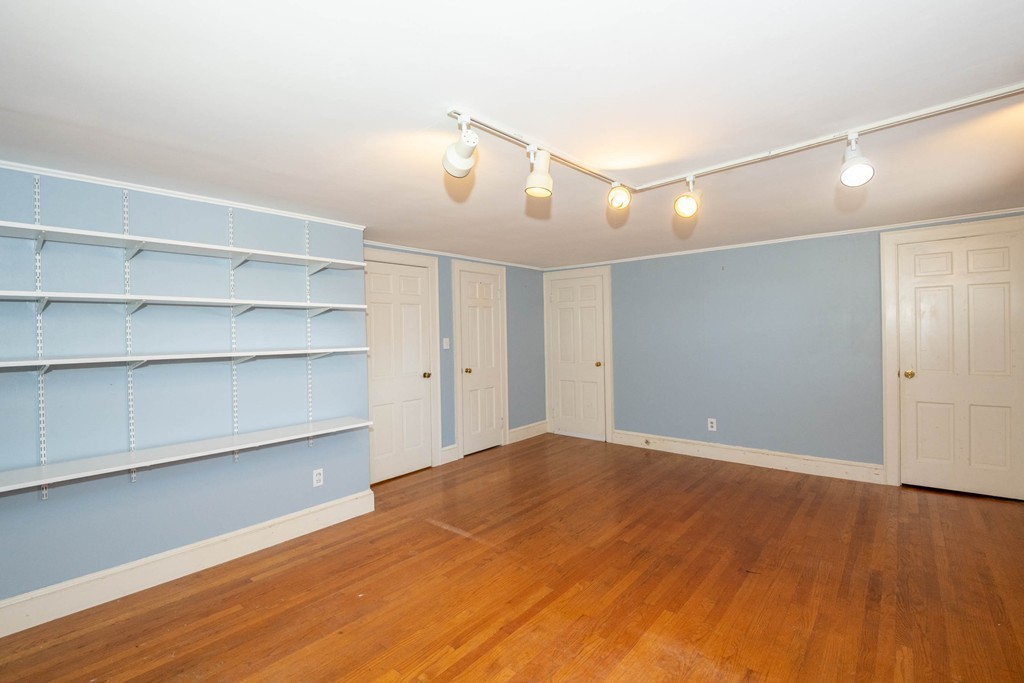 8 Davis Road Beverly, MA 01915 - Photo 20 of 30 Gallery Image 20