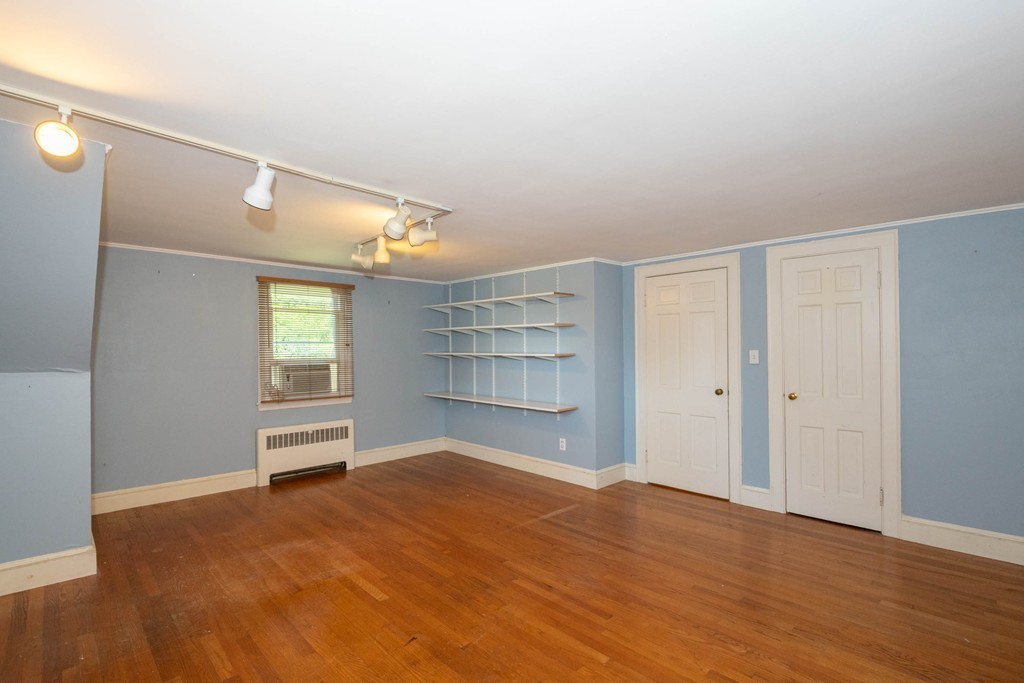 8 Davis Road Beverly, MA 01915 - Photo 21 of 30 Gallery Image 21