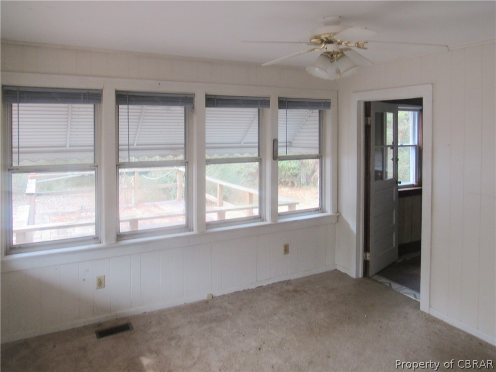 2635 Harryhogan Road Callao, VA 22435 - Photo 11 of 20 Gallery Image 11