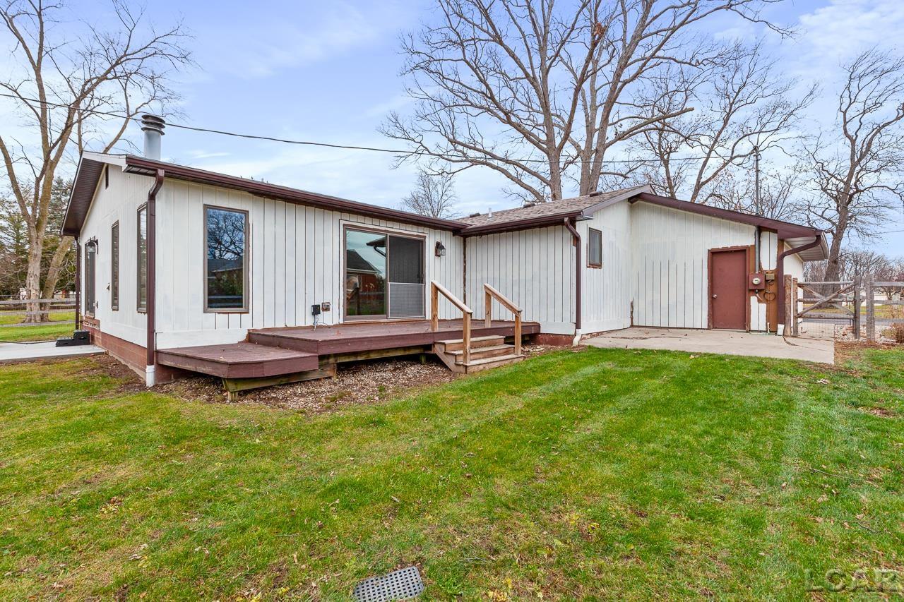 3823 Spielman Road Adrian, MI 49221 - Photo 33 of 52 50129180-78039990-7eb5-47c1-863a-a35698c52c46.JPG