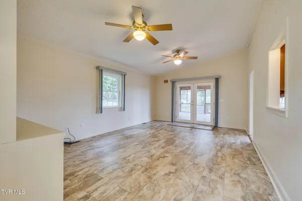 $449,000 | 203 Sasanoa Court, Kingsport, TN 37664