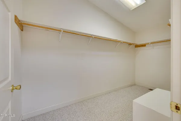 $449,000 | 203 Sasanoa Court, Kingsport, TN 37664