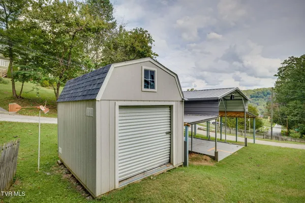 $449,000 | 203 Sasanoa Court, Kingsport, TN 37664