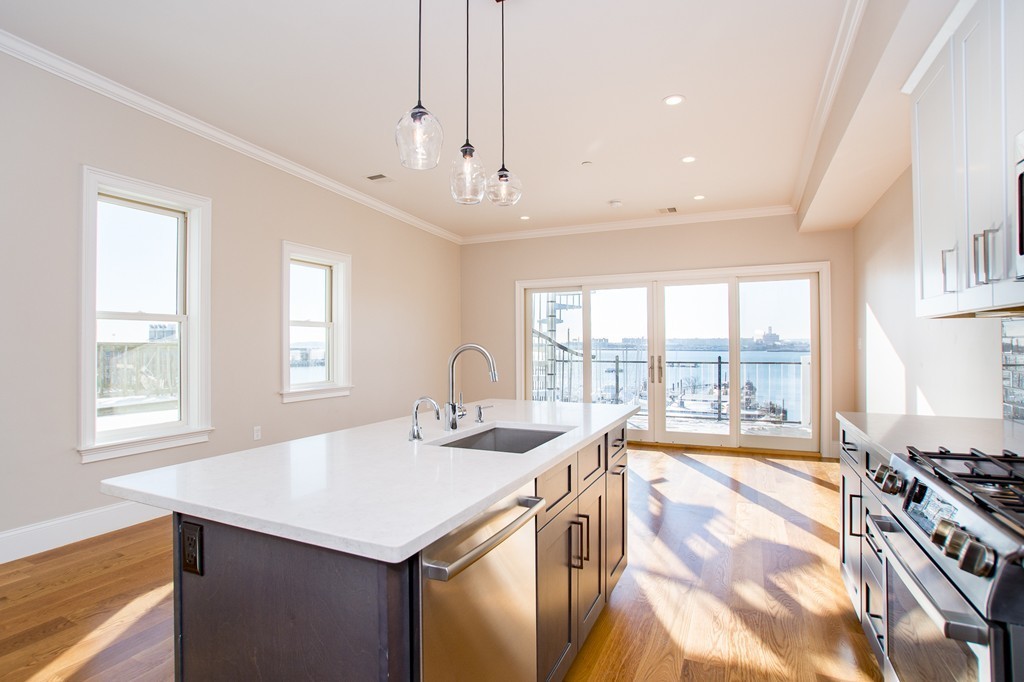 263 Webster Street, Unit 3 Boston, MA 02128 - Photo 1 of 21