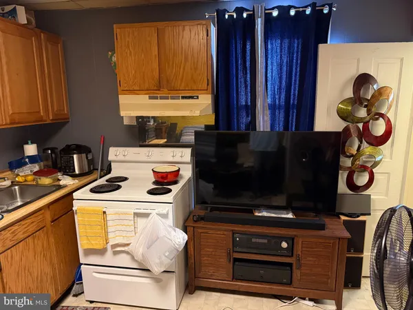 $1,050,000 | 1003 West 8th Street, Wilmington, DE 19806
