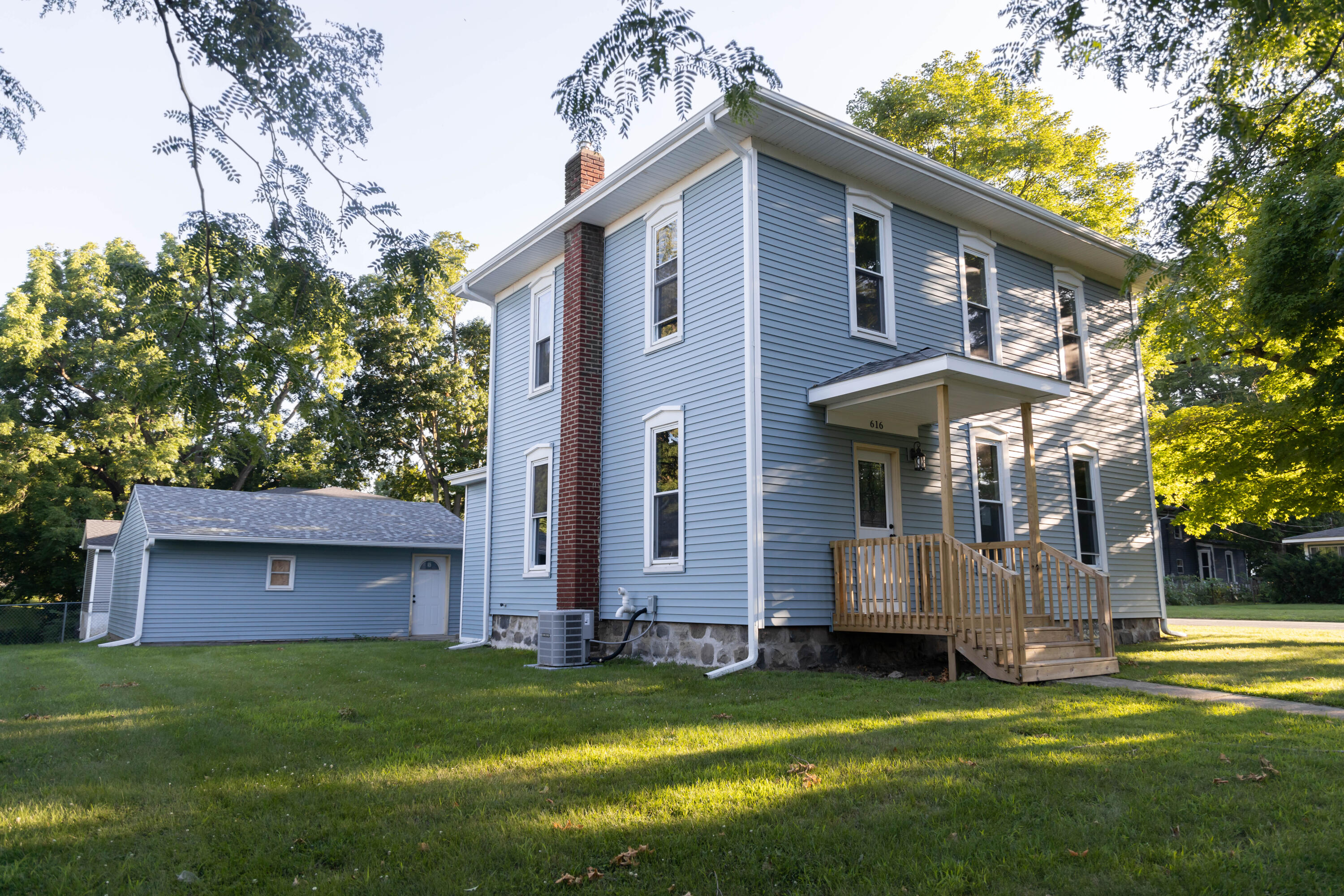616 Pealer Street Three Rivers, MI 49093 - Photo 3 of 45 103A6293