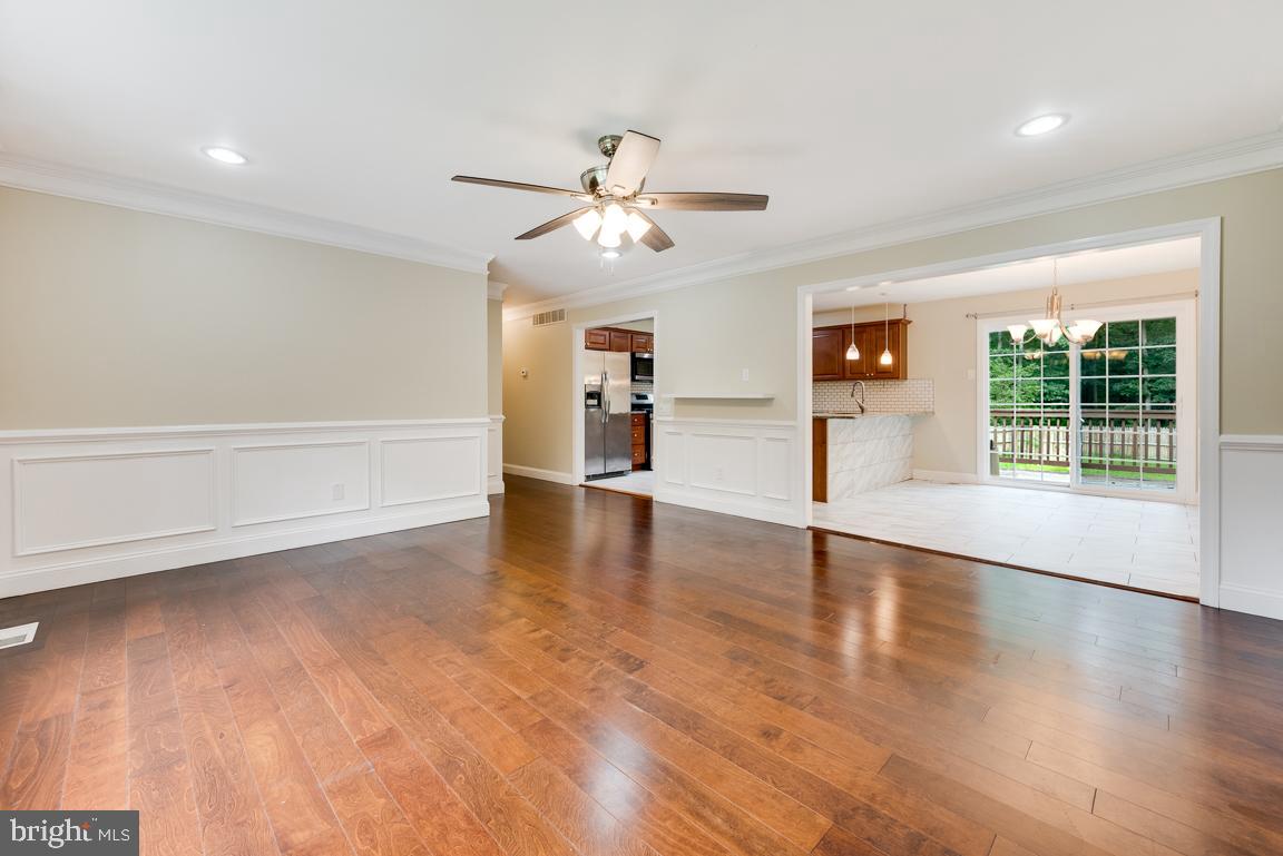 3818 Tuckahoe Road Williamstown, NJ 08094 - Photo 5 of 26 Living Room-Wainscoting and Crown Molding