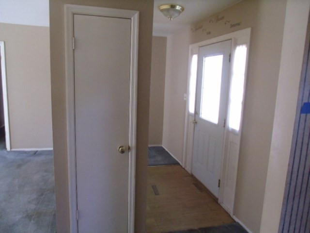 4520 Cox Road Evans, GA 30809 - Photo 2 of 15 Foyer