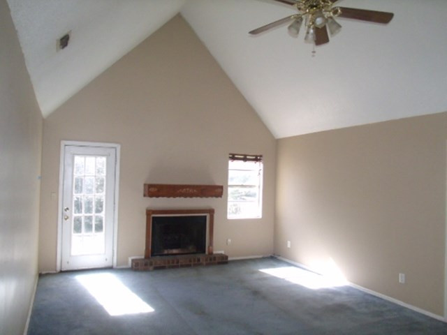 4520 Cox Road Evans, GA 30809 - Photo 3 of 15 Living Room