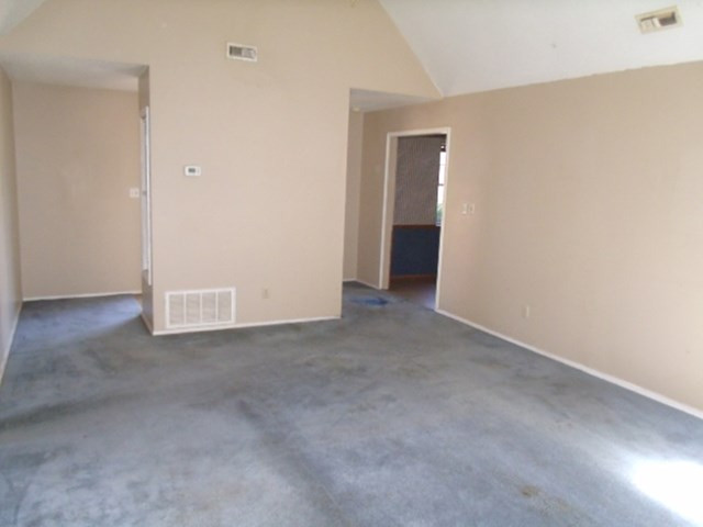 4520 Cox Road Evans, GA 30809 - Photo 4 of 15 Living Room2