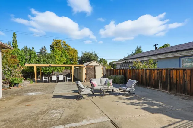 $2,580,000 | 22081 Caroline Drive, Cupertino, CA 95014
