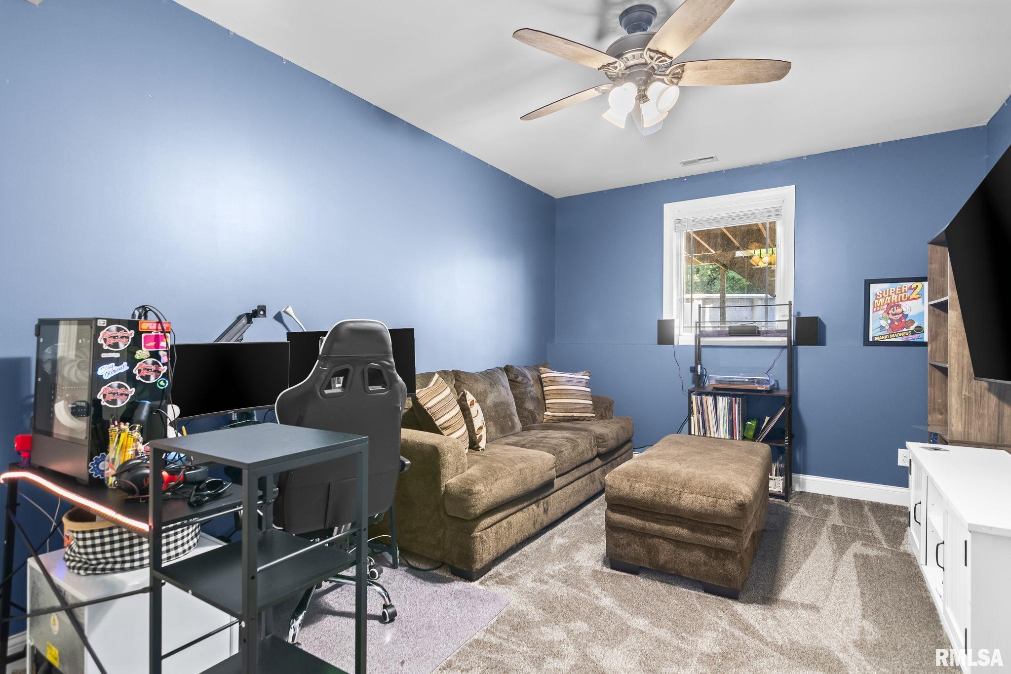 200 Pin Oak Lane Springfield, IL 62711 - Photo 45 of 49