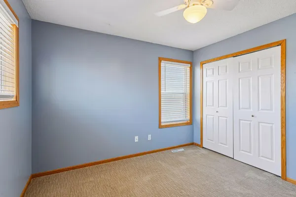 $525,000 | 18059 89th Place North, Maple Grove, MN 55311