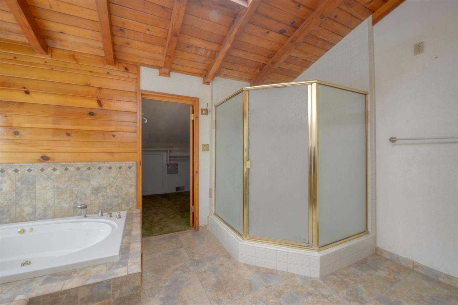 2931 East Marshall Road Patterson, CA 95363 - Photo 26 of 54 Master Bath shower