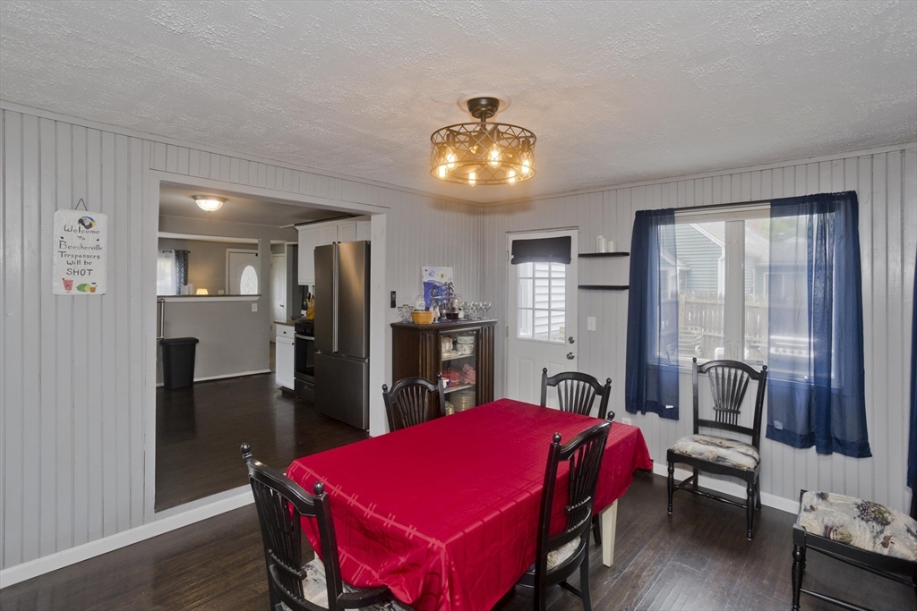 156 Powell Avenue Springfield, MA 01118 - Photo 20 of 37 Gallery Image 20