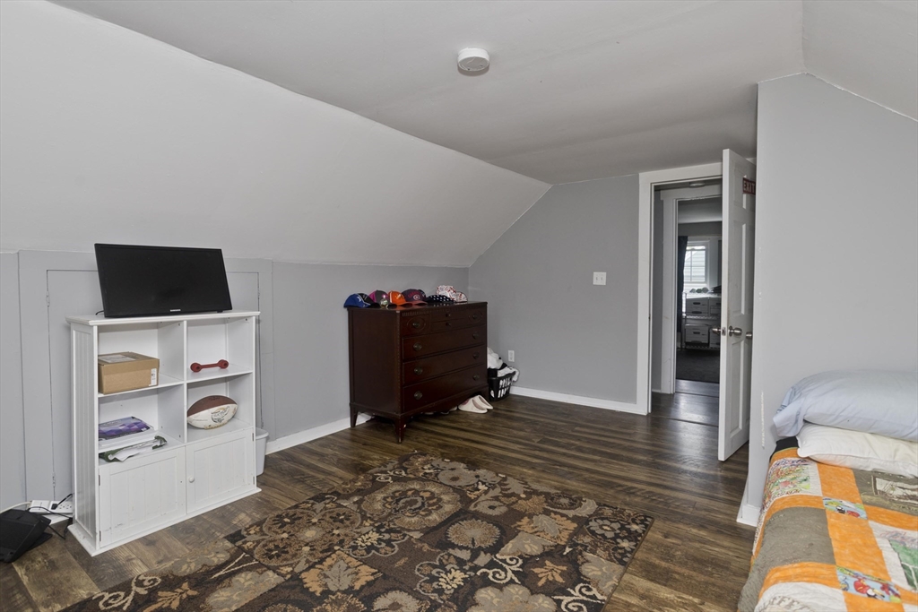 156 Powell Avenue Springfield, MA 01118 - Photo 29 of 37 Gallery Image 29