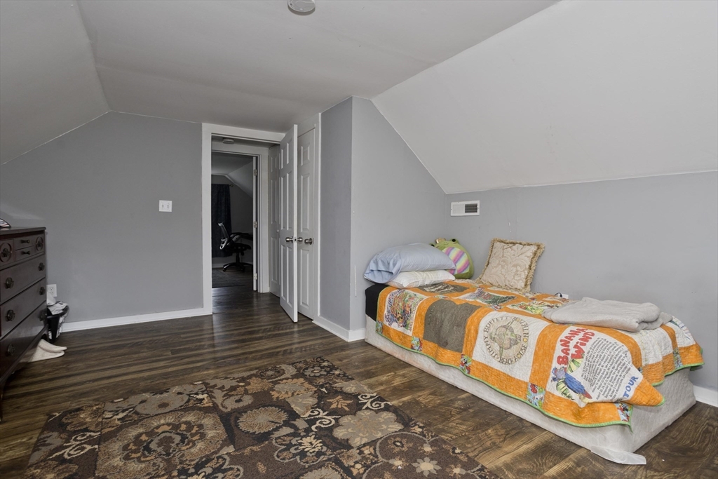 156 Powell Avenue Springfield, MA 01118 - Photo 30 of 37 Gallery Image 30