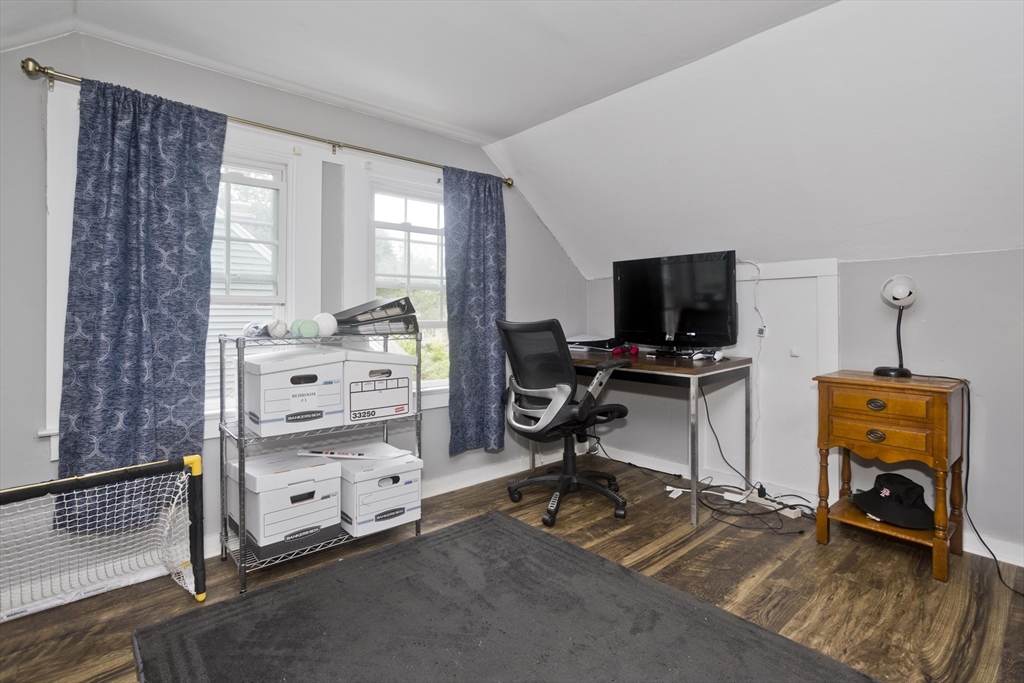 156 Powell Avenue Springfield, MA 01118 - Photo 32 of 37 Gallery Image 32