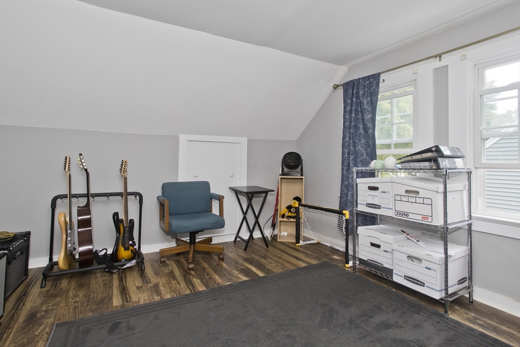 156 Powell Avenue Springfield, MA 01118 - Photo 33 of 37 Gallery Image 33