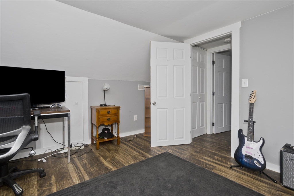 156 Powell Avenue Springfield, MA 01118 - Photo 34 of 37 Gallery Image 34