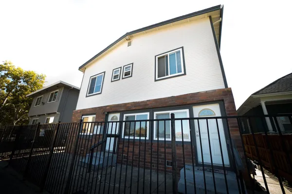 $1,299,000 | 3448 Y Street, Sacramento, CA 95817