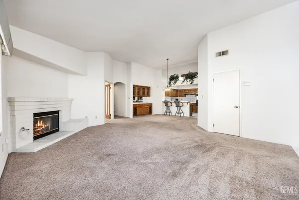 $370,000 | Undisclosed Address, Bakersfield, CA 93311