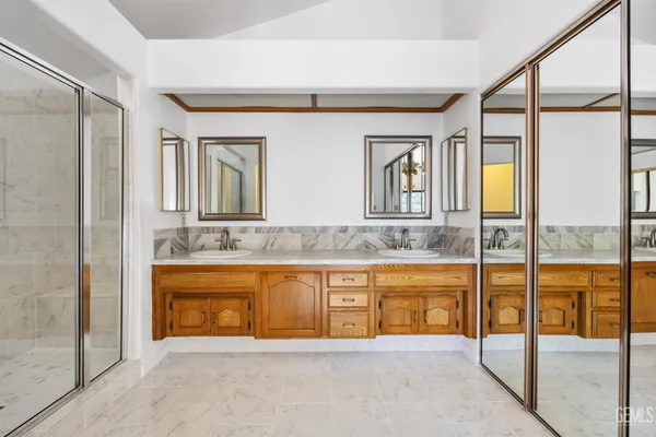 $370,000 | Undisclosed Address, Bakersfield, CA 93311