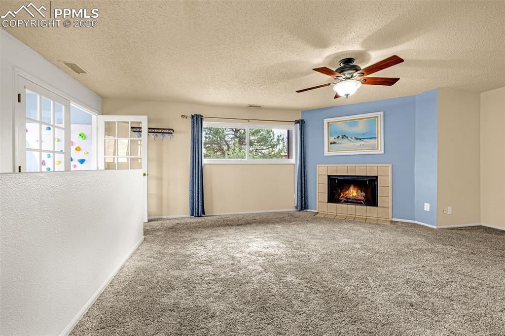130 Scotland Road, Unit D Pueblo, CO 81001 - Photo 5 of 20 a view of empty room with window