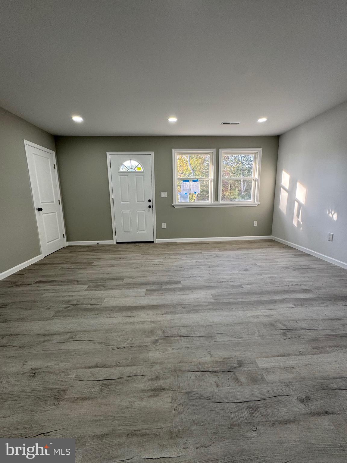 1435 Coles Mill Road Williamstown, NJ 08094 - Photo 4 of 24 Gallery Image 4